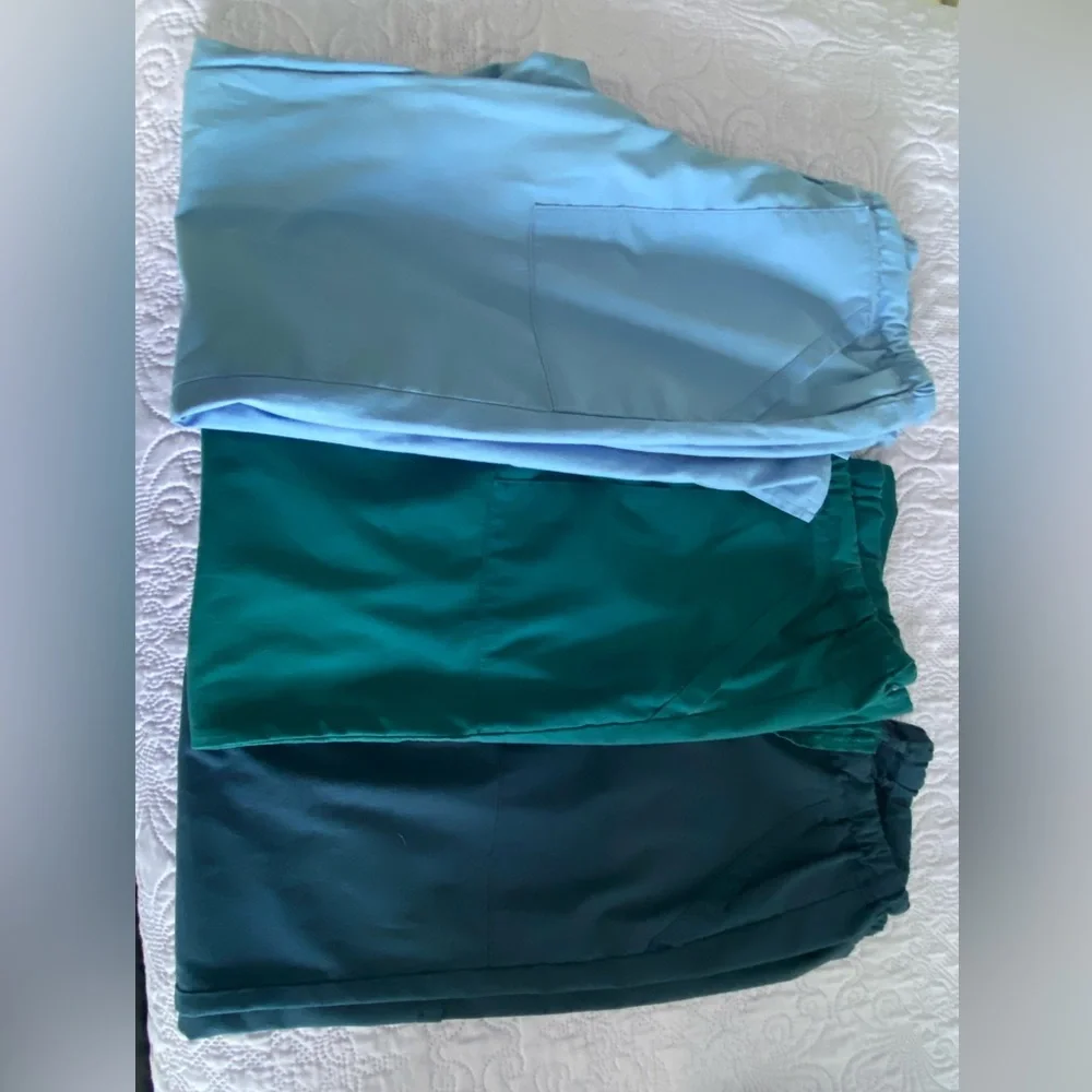 Scrub bundle - Picture 1 of 12
